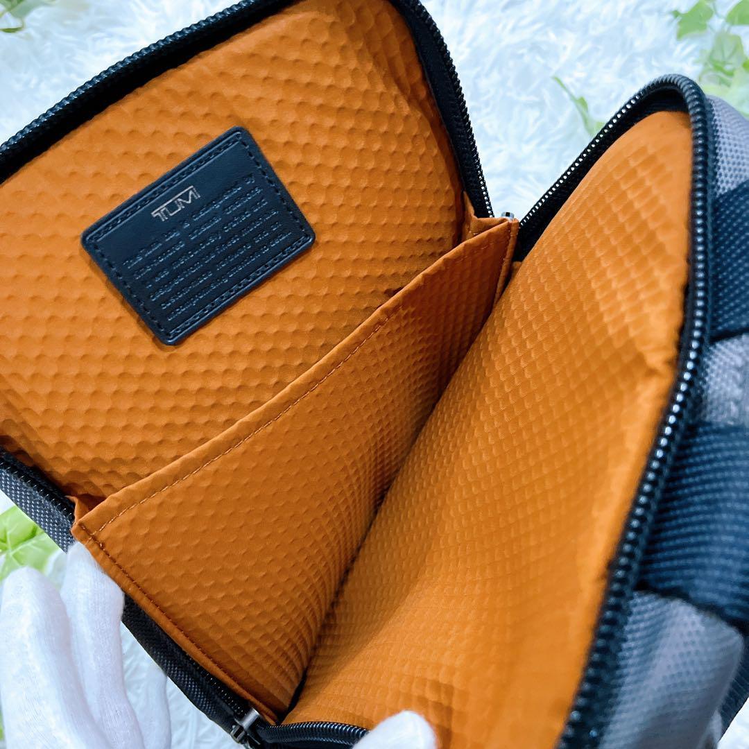 送料無料 美品 TUMI トゥミ サラトガ スリングバッグ 222318 GC2 送料無料 美品 TUMI トゥミ サラトガ スリングバッグ 222318 GC2