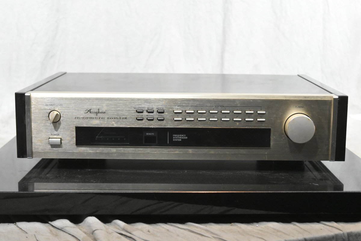 Accuphase Accuphase tuner T-108