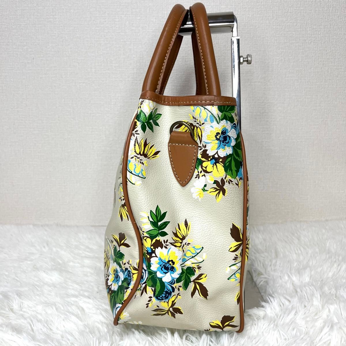 良品 KENZO ケンゾー ハンドバッグ ショルダーバッグ 2way 花柄 良品 KENZO ケンゾー ハンドバッグ ショルダーバッグ 2way 花柄