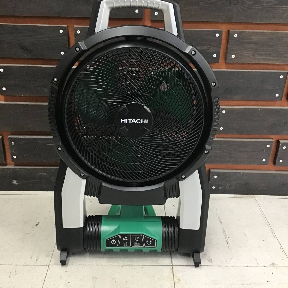 【中古品】ハイコーキ/HIKOKI ※旧:日立工機 コードレスファン UF18DSAL(NN) ■送料無料・代引き・店頭受取対応■
