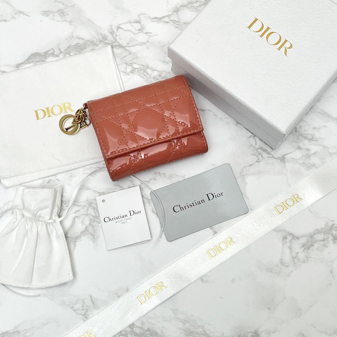 新品☆付属品完備】DIOR クリスチャンディオール ロータス 新品☆付属品完備】DIOR クリスチャンディオール ロータス
