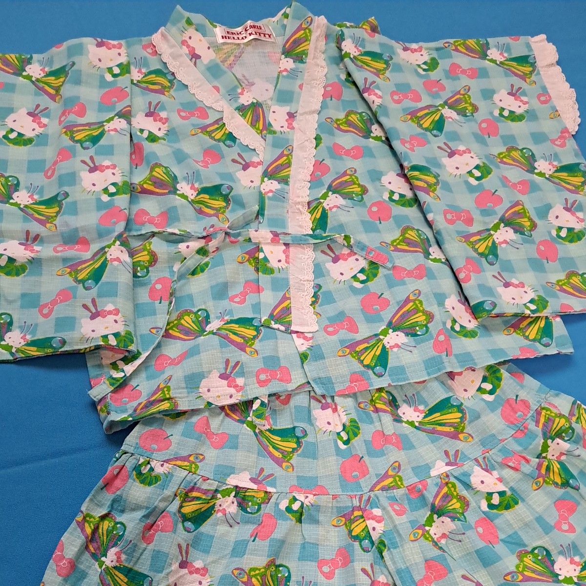 Sanrio ハローキティ 浴衣ドレス 120 水色 はらぺこあおむし Sanrio ハローキティ 浴衣ドレス 120 水色 はらぺこあおむし