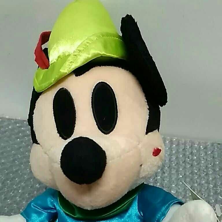  Mickey soft toy 40. unused 
