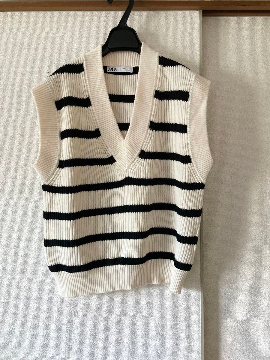 美品】ZARA オーバーサイズニットベスト ボーダー柄 Sサイズ 美品】ZARA オーバーサイズニットベスト ボーダー柄 Sサイズ