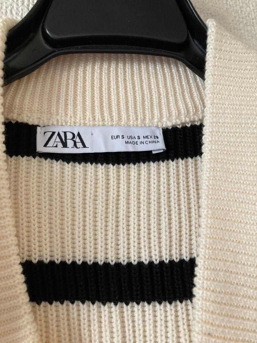 美品】ZARA オーバーサイズニットベスト ボーダー柄 Sサイズ 美品】ZARA オーバーサイズニットベスト ボーダー柄 Sサイズ