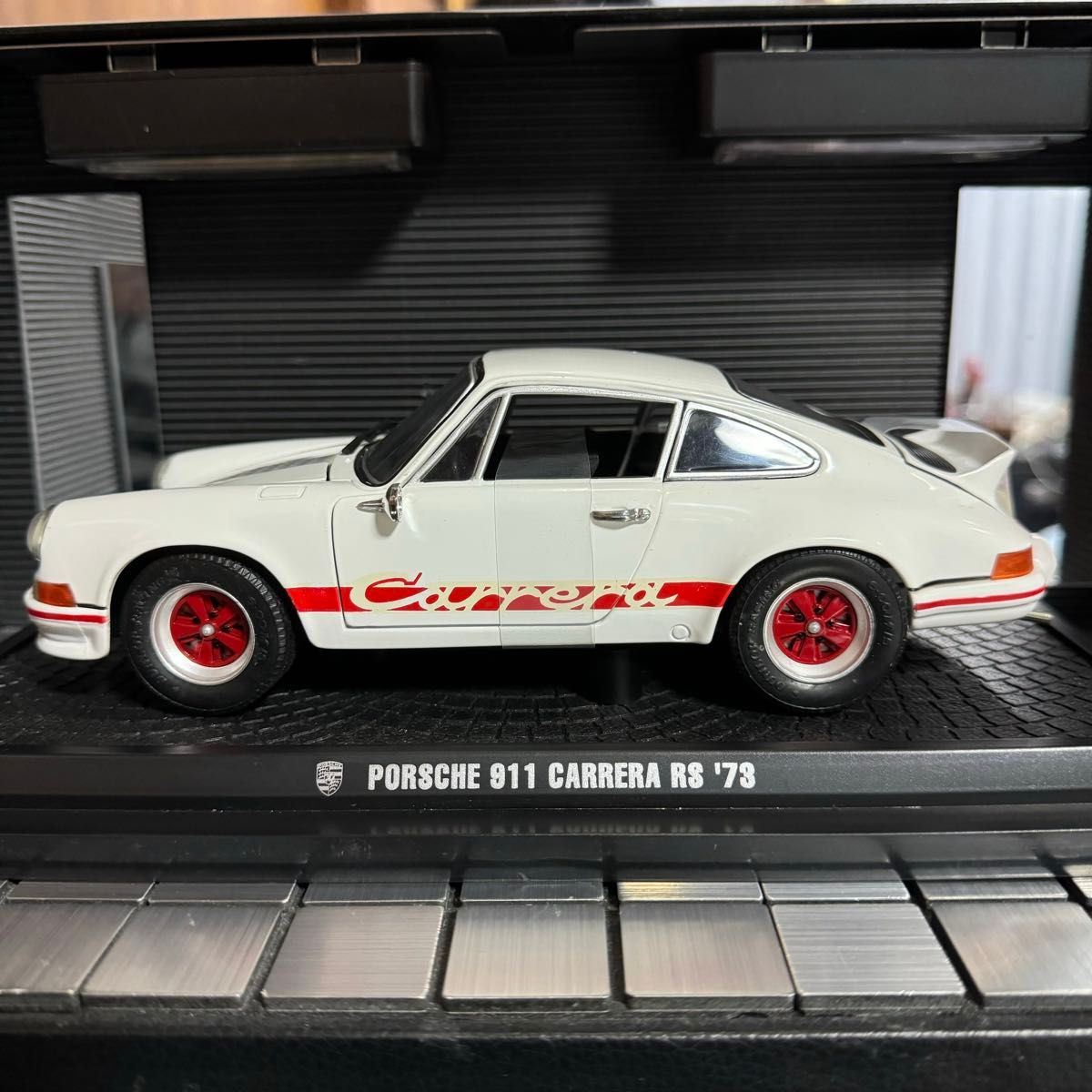 絶版未展示品 京商1/18 サーキットの狼 ポルシェ911 カレラ RS 絶版未展示品 京商1/18 サーキットの狼 ポルシェ911 カレラ RS
