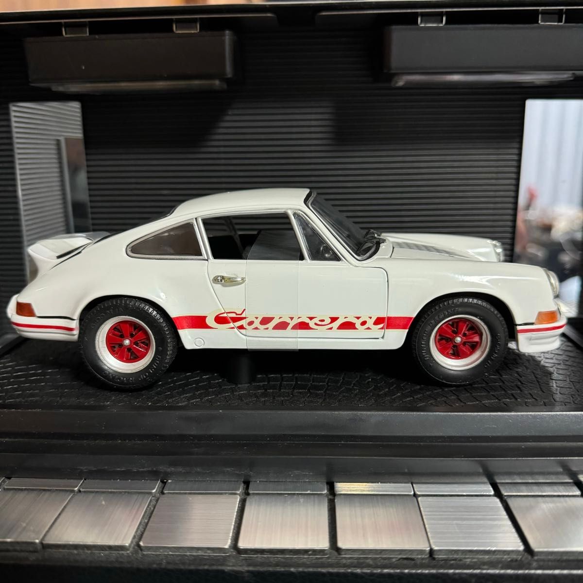 絶版未展示品 京商1/18 サーキットの狼 ポルシェ911 カレラ RS 絶版未展示品 京商1/18 サーキットの狼 ポルシェ911 カレラ RS