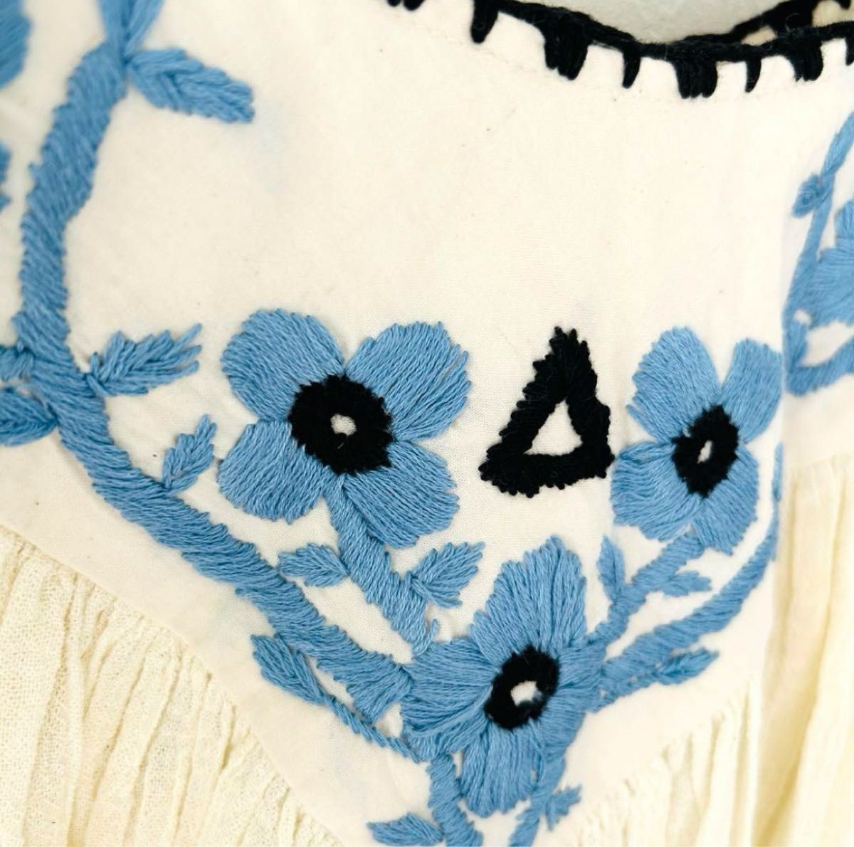 KINキン タグ付き】machupichu shop オオシマレイ 刺繍 ブラウス KINキン タグ付き】machupichu shop オオシマレイ 刺繍 ブラウス