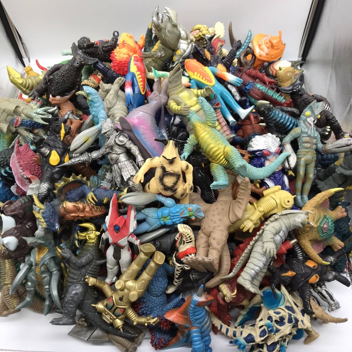 Yahoo!オークション - ウルトラマン ウルトラ怪獣シリーズ Yahoo!オークション - ウルトラマン ウルトラ怪獣シリーズ