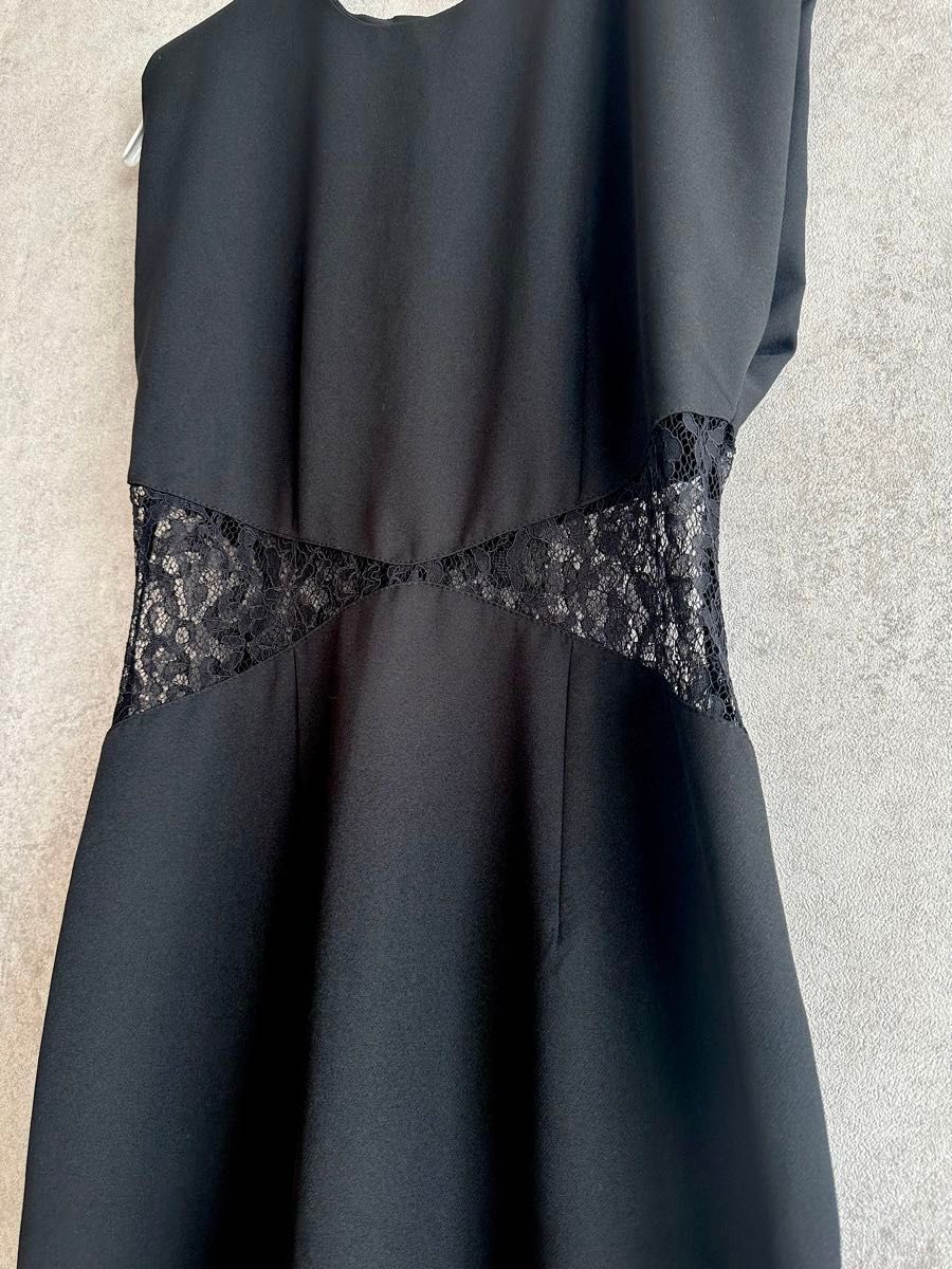 新品タグ付】ZARA ザラ ZARA コンビ カットアウト ミディ 新品タグ付】ZARA ザラ ZARA コンビ カットアウト ミディ