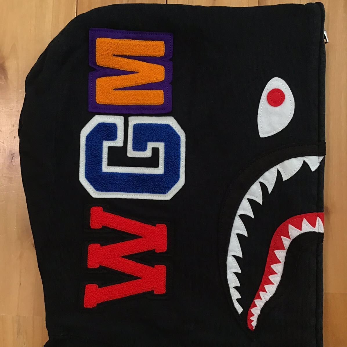 シャーク パーカー Mサイズ ブラック a bathing ape BAPE shark シャーク パーカー Mサイズ ブラック a bathing ape BAPE shark