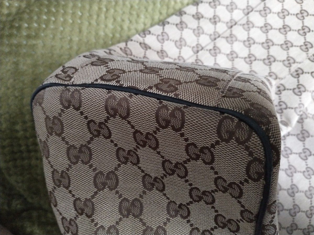 正規品 GUCCI グッチ ショルダーバッグ スーキー ベージュ 正規品 GUCCI グッチ ショルダーバッグ スーキー ベージュ