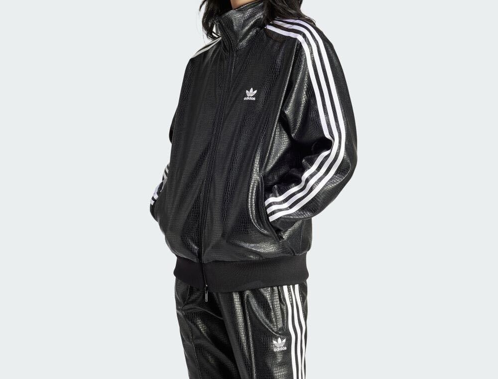 即決 国内正規品 L完売adidas Originalsファイヤーバード新品 即決 国内正規品 L完売adidas Originalsファイヤーバード新品