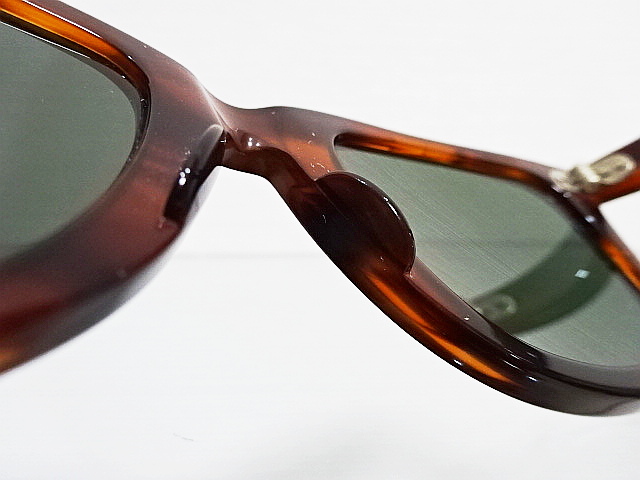 廃盤 80s 美品 B&L L2052 鼈甲調 5022 ウェイファーラー RAYBAN 廃盤 80s 美品 B&L L2052 鼈甲調 5022 ウェイファーラー RAYBAN