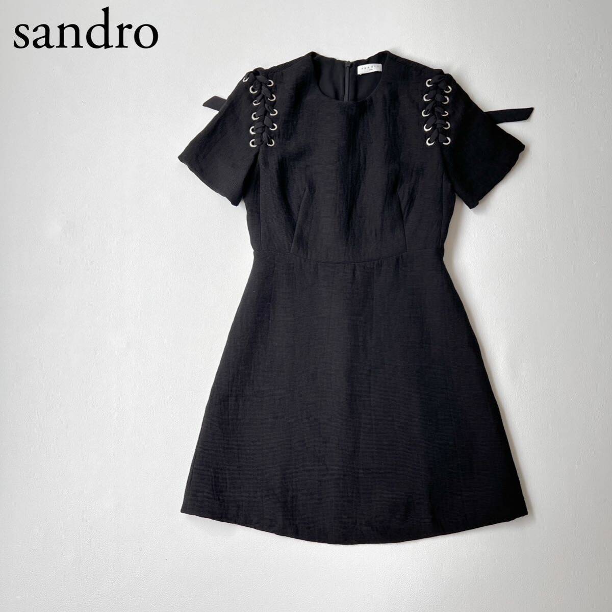 SANDRO 織地 ミニワンピース ラッフル付き SANDRO Paris ミニワンピース