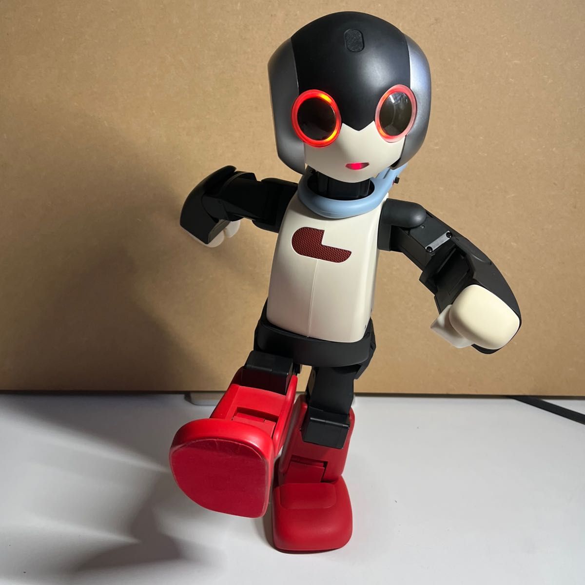 デアゴスティーニ 初代 ロビ Robi|Yahoo!フリマ(旧PayPayフリマ) デアゴスティーニ 初代 ロビ Robi|Yahoo!フリマ(旧PayPayフリマ)