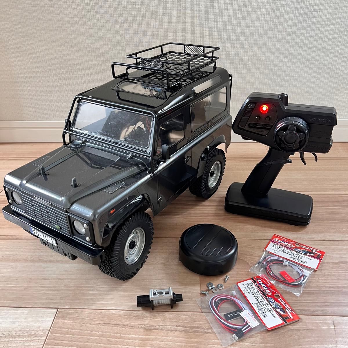 タミヤCC-01ランドローバーディフェンダー90 フルベア ラジコン タミヤCC-01ランドローバーディフェンダー90 フルベア ラジコン