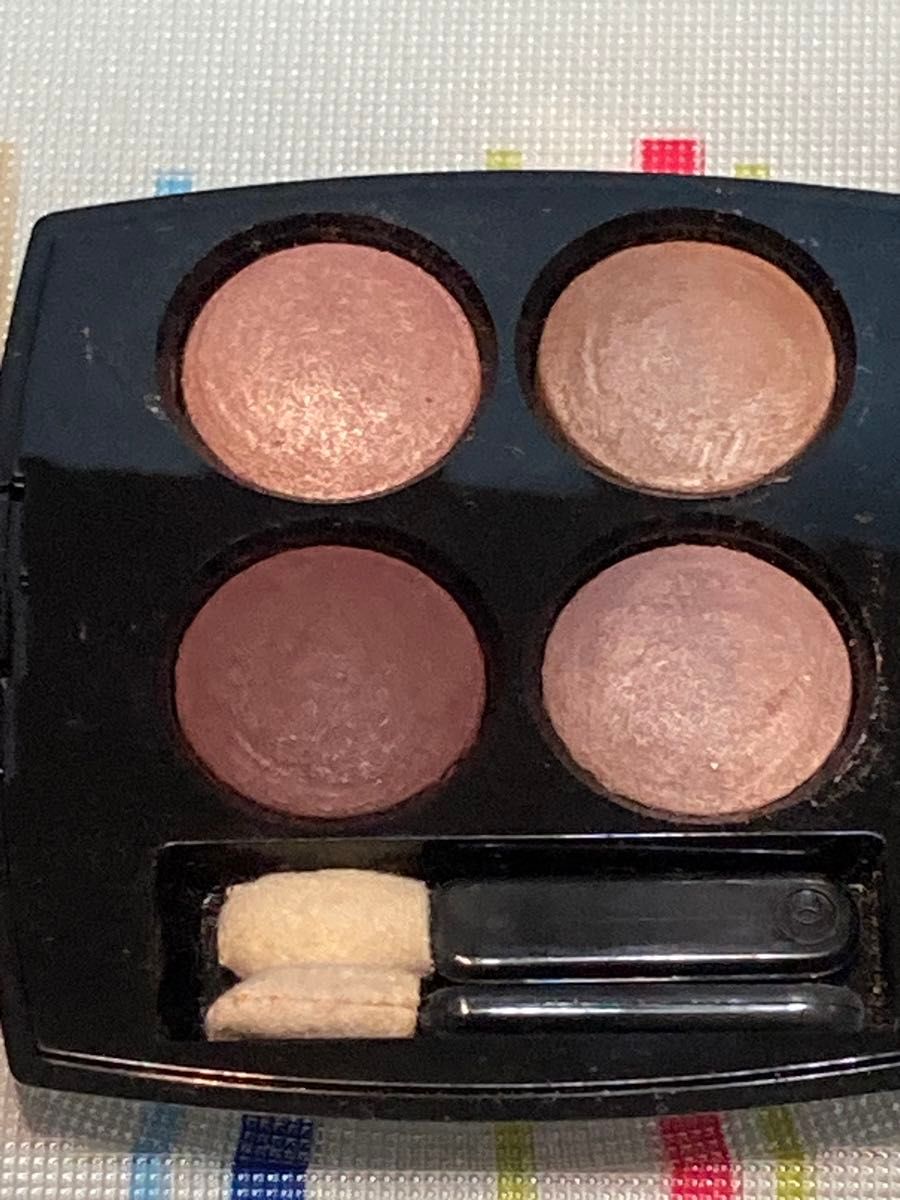 CHANEL シャネル レ 4 オンブル・ ・ アイシャドウ パレット 90 CHANEL シャネル レ 4 オンブル・ ・ アイシャドウ パレット 90