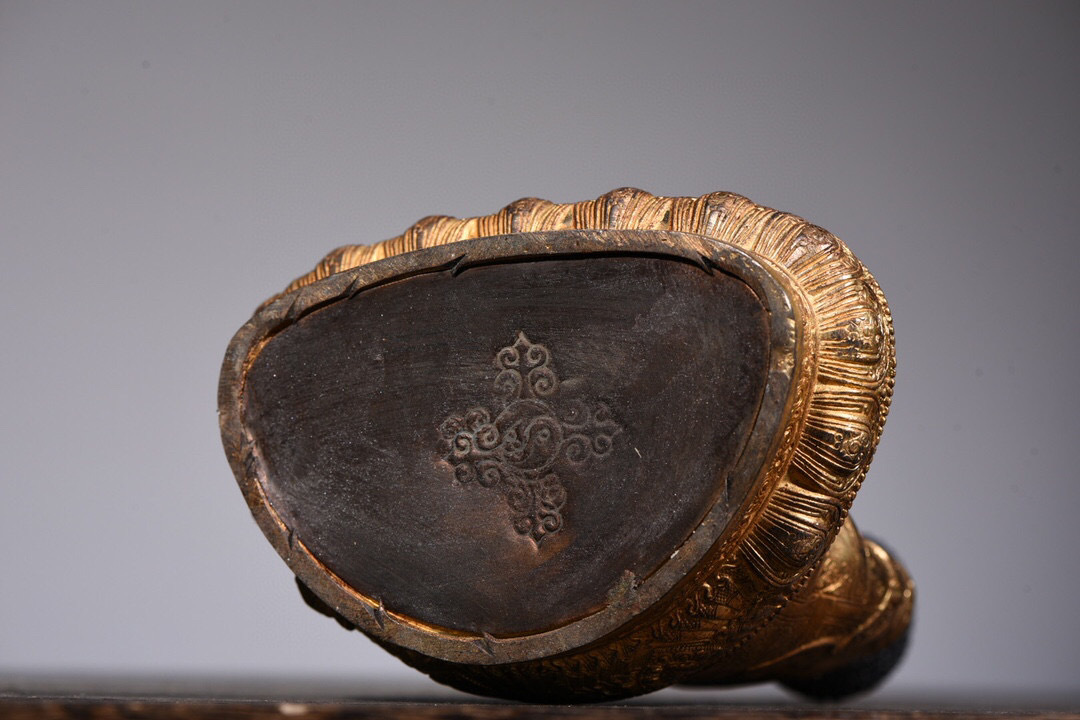 【仁】『銅製・塗金・釋迦牟尼像・仏教古美術・供養品』極細工 古賞物 中国古玩 古美術 古美味