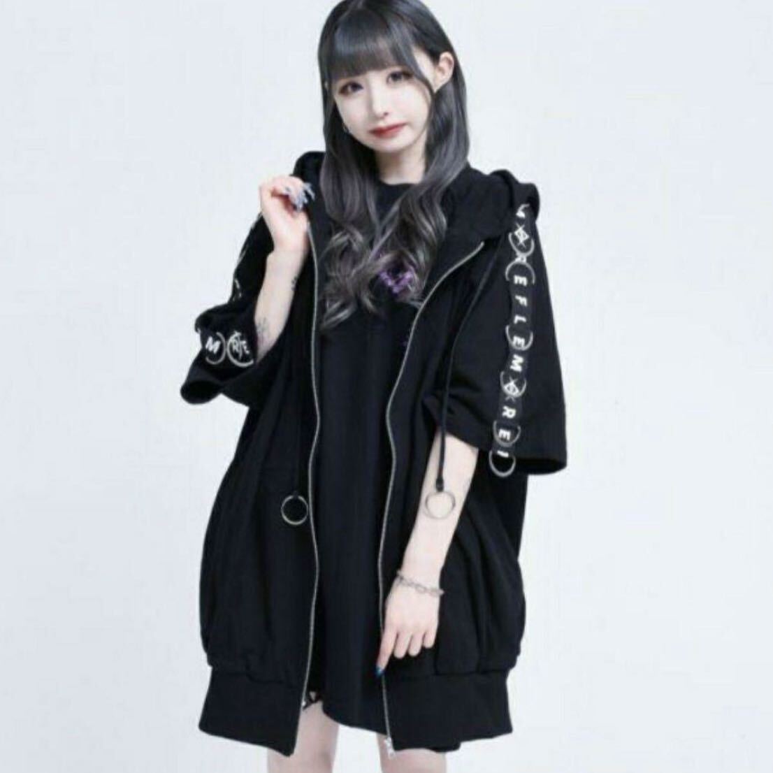 超希少品・入手困難】REFLEM レフレム Dリングロゴテープ半袖ZIP 超希少品・入手困難】REFLEM レフレム Dリングロゴテープ半袖ZIP
