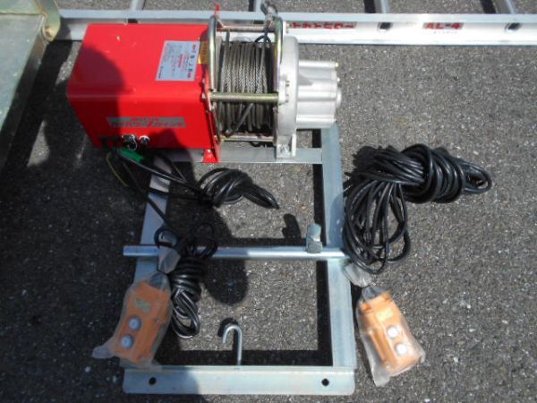 引取り限定 キレイ ユニパー 荷揚げ機 瓦揚げ機 ハイパワーZ 引取り限定 キレイ ユニパー 荷揚げ機 瓦揚げ機 ハイパワーZ