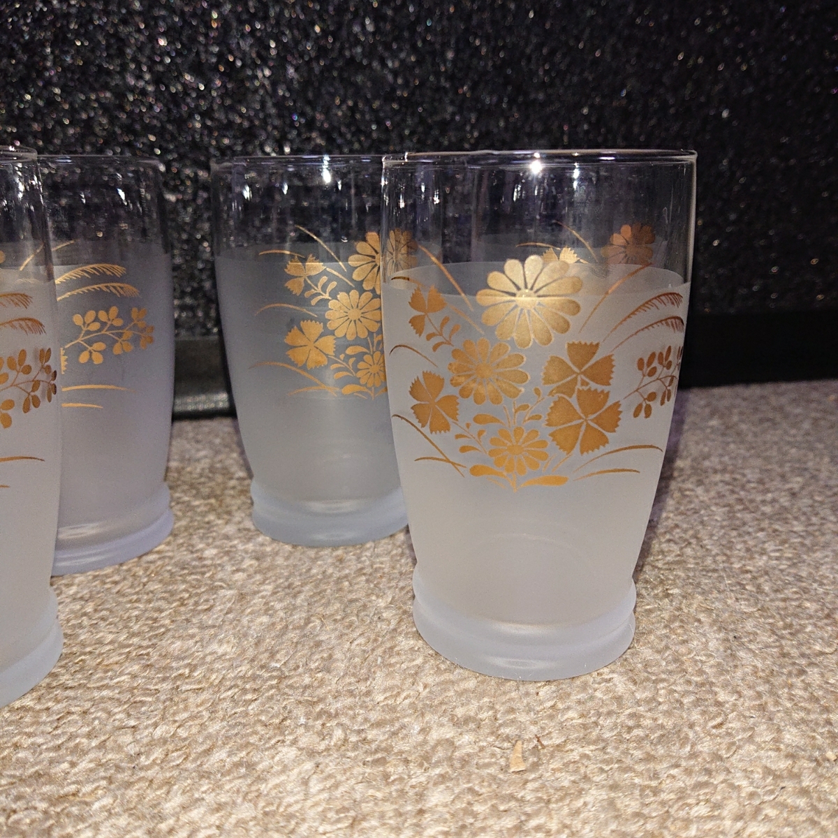 古民家 昭和 レトロ ガラス コップ カップ グラス 金絵 金色花柄 東洋ガラス_画像7