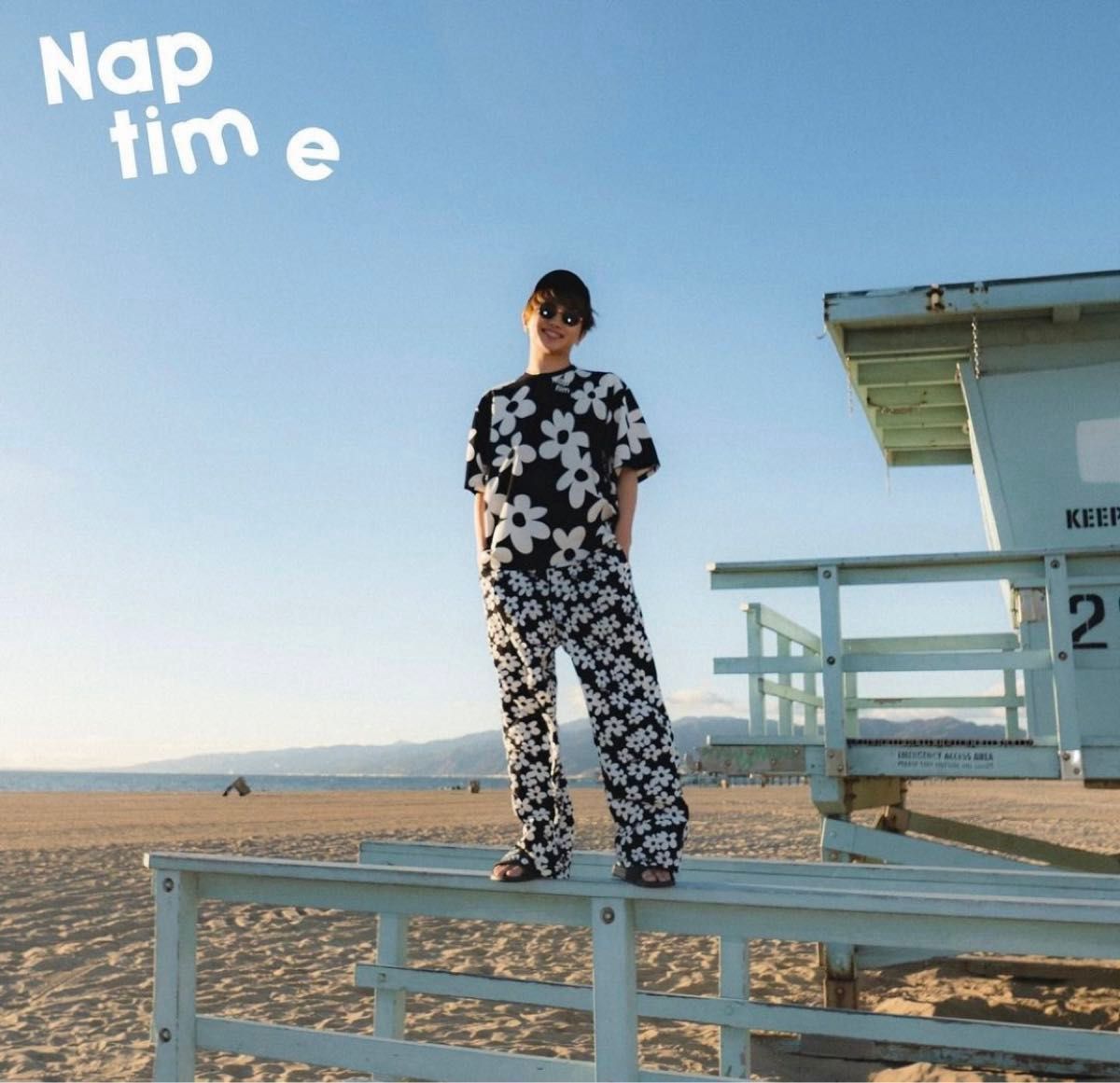 Naptime ナップタイム フラワー総柄プリント Tシャツ Nissy Naptime ナップタイム フラワー総柄プリント Tシャツ Nissy