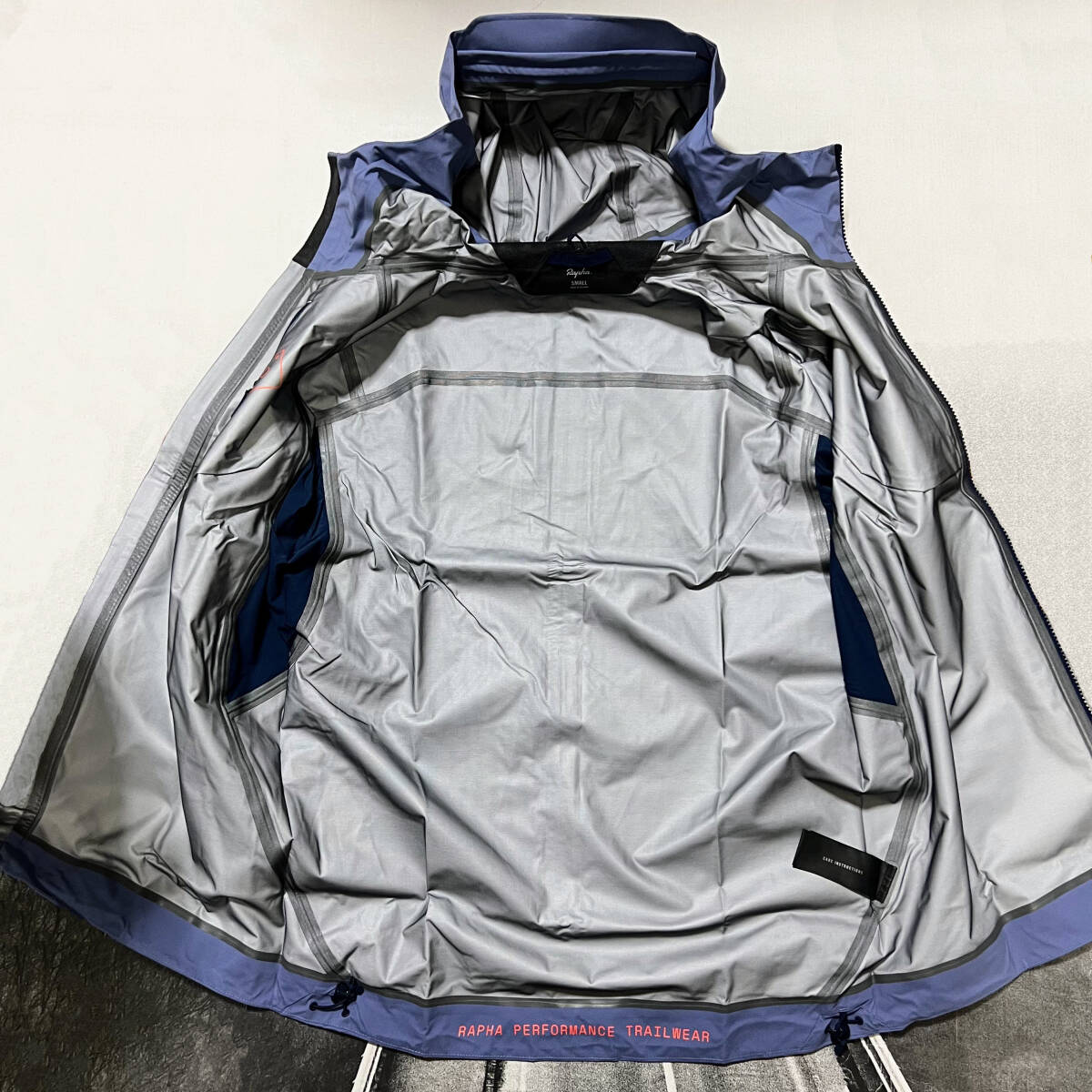 8743円 新品 Rapha Men's Trail GORE-TEX Infinium Jacket S 8743円 新品 Rapha Men's Trail GORE-TEX Infinium Jacket S