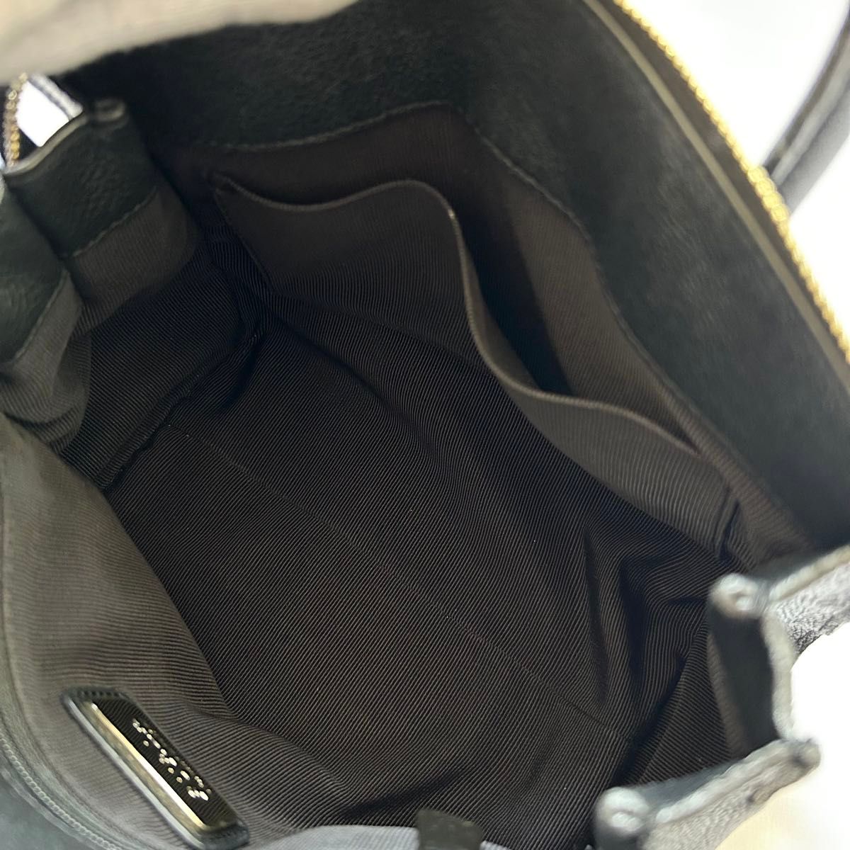 大人気 2way FURLA ショルダーバッグ ハンドバッグ レザー 大人気 2way FURLA ショルダーバッグ ハンドバッグ レザー