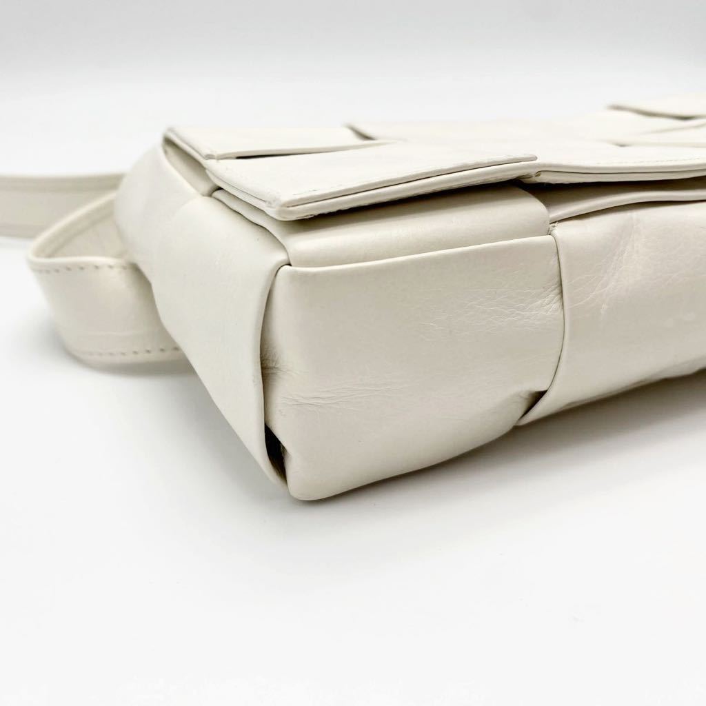 BOTTEGA VENETA Bottega Veneta кассета ремень сумка-пояс поясная сумка маленький белый редкий 