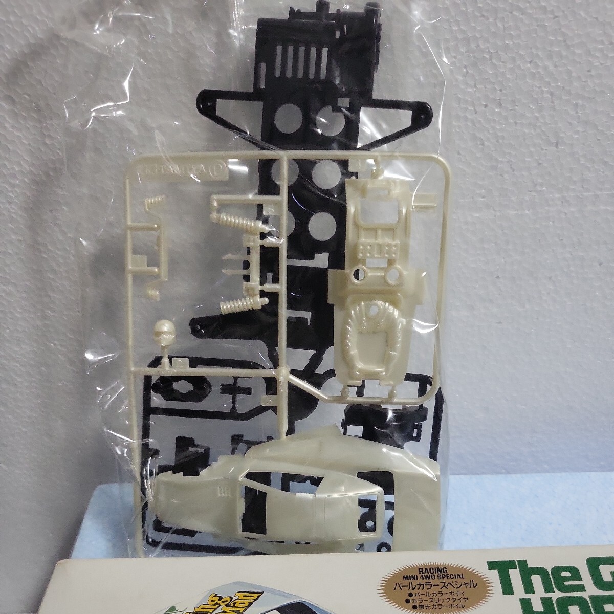 超希少 ハローマック限定 タミヤ レーサーミニ四駆 No 16 グラス 超希少 ハローマック限定 タミヤ レーサーミニ四駆 No 16 グラス