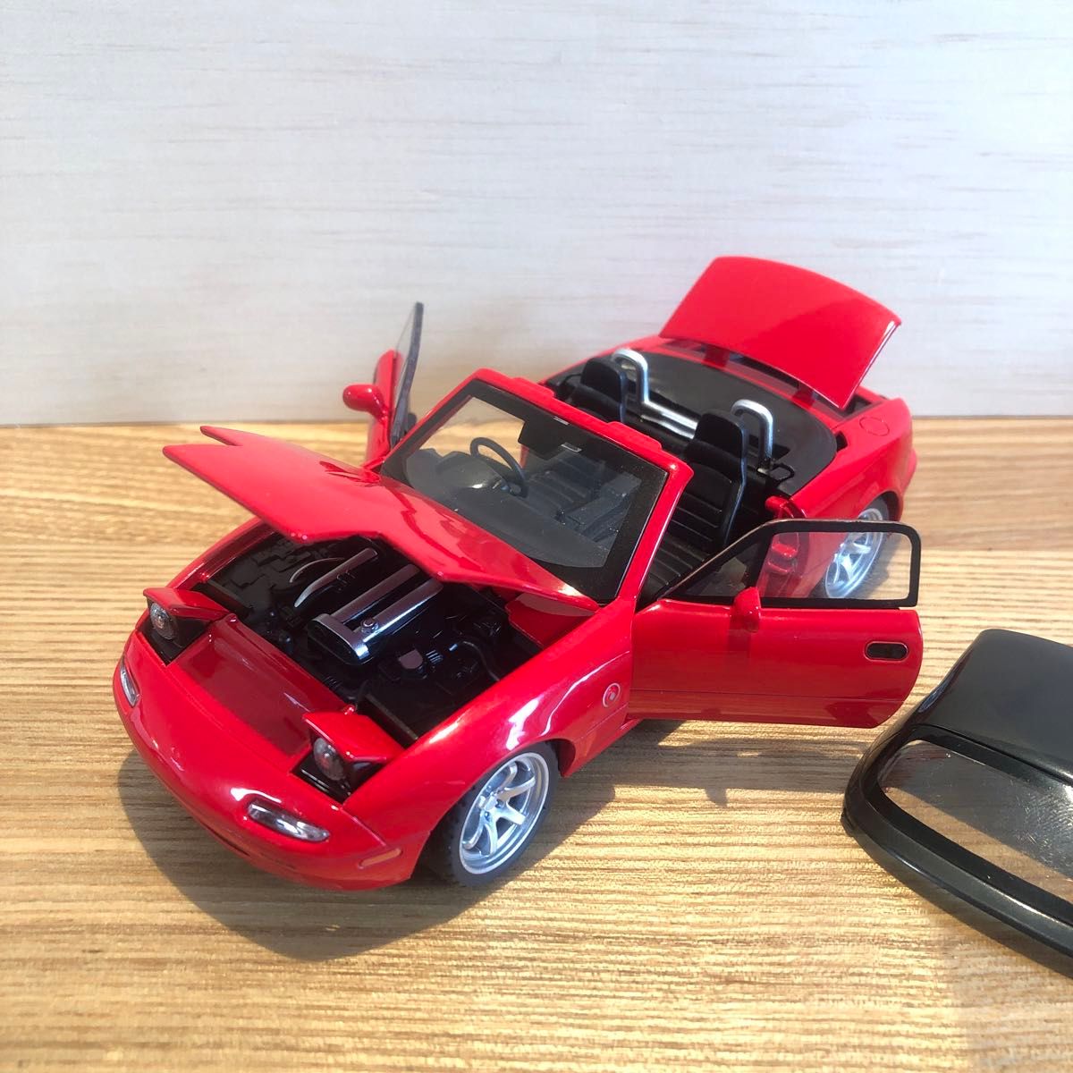 1/32 マツダ ロードスター 赤 ミニカー NA6CE NA8C MX-5 1/32 マツダ ロードスター 赤 ミニカー NA6CE NA8C MX-5