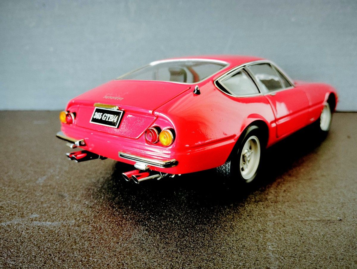 京商 1/18 FERRARI フェラーリ 365GTB/4 デイトナ '71 レッド 京商 1/18 FERRARI フェラーリ 365GTB/4 デイトナ '71 レッド