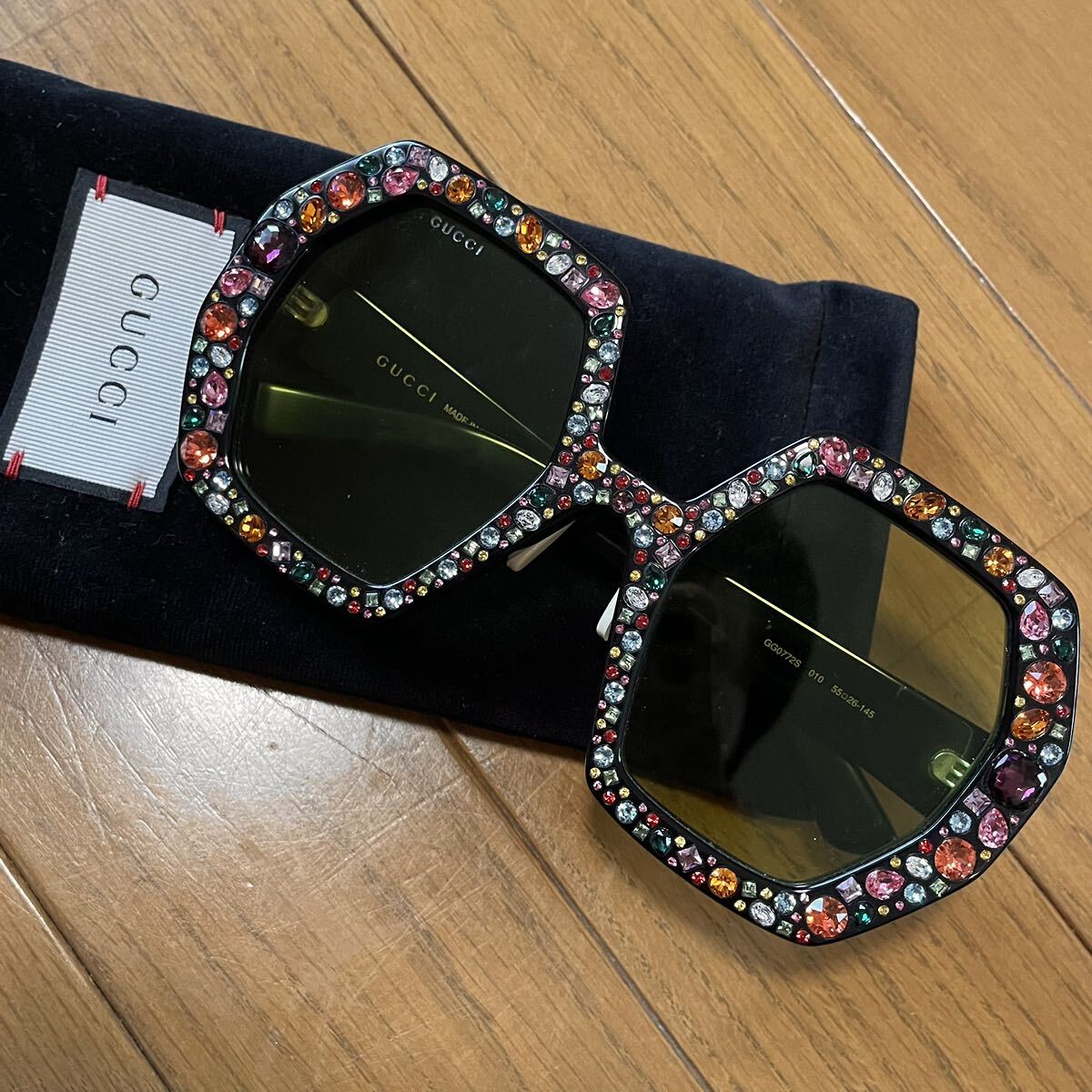 ●Gucciグッチ多色ビジュー付きサングラス新品