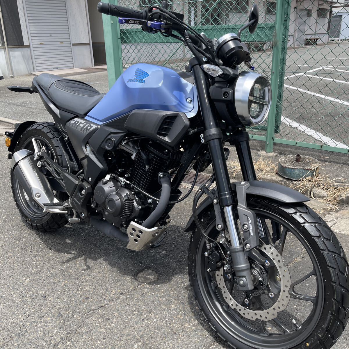 Yahoo!オークション - 希少 ホンダ CBF190TR ABS 低走行3400km Yahoo!オークション - 希少 ホンダ CBF190TR ABS 低走行3400km
