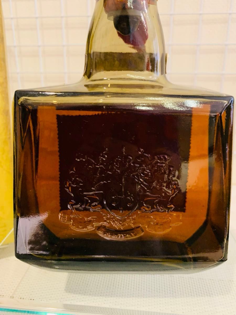 未開封箱付き】SUNTORY ROYAL サントリー ローヤル 60 古酒 特級 未開封箱付き】SUNTORY ROYAL サントリー ローヤル 60 古酒 特級