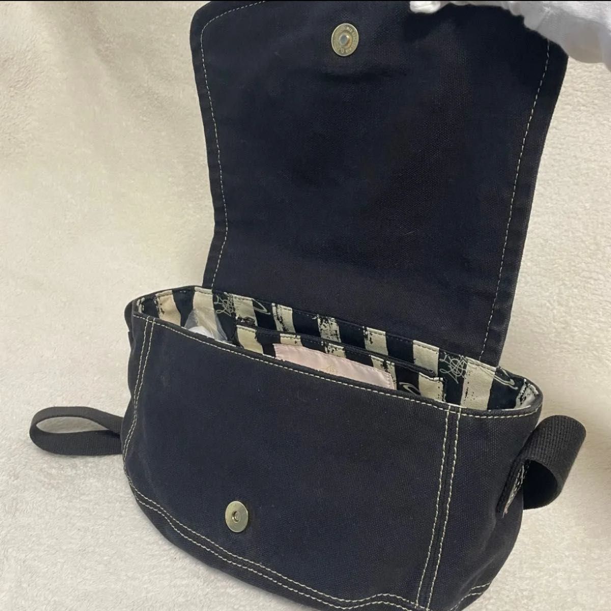 ヴィヴィアンウエストウッド Vivienne Westwood ショルダー ヴィヴィアンウエストウッド Vivienne Westwood ショルダー