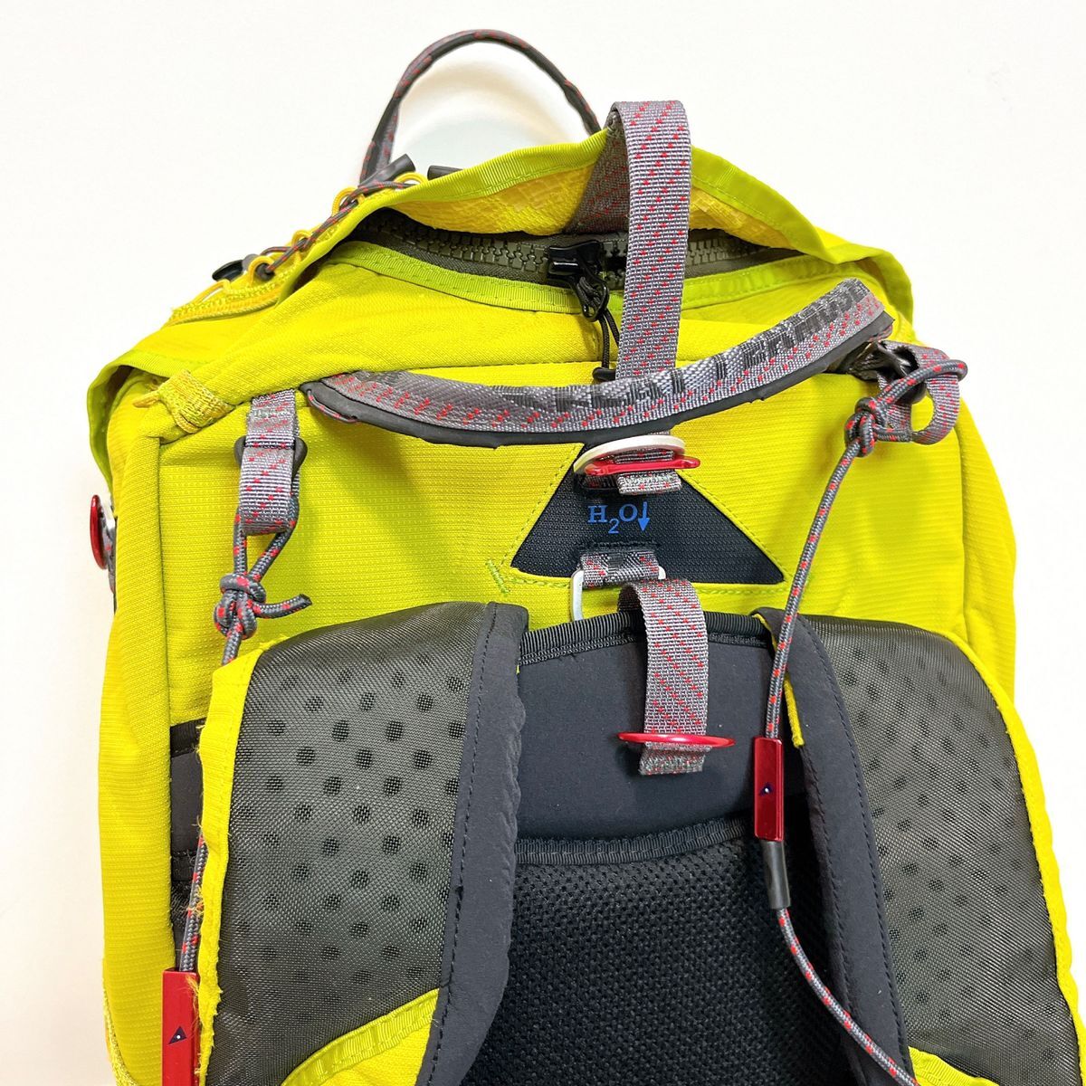 9452円 KLATTERMUSEN GNA 35L バックパック リュック ザック 9452円 KLATTERMUSEN GNA 35L バックパック リュック ザック