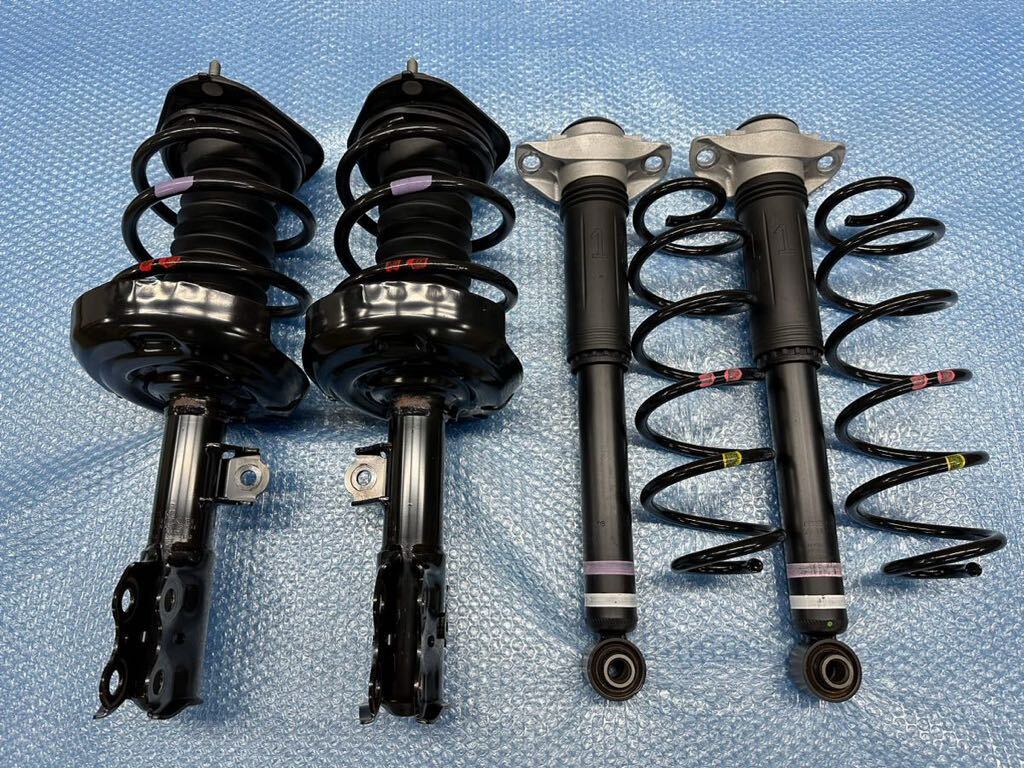 50後期プリウス純正サスペンション Yahoo!オークション - 美品 トヨタ ZVW51 50系 プリウス 後期 S
