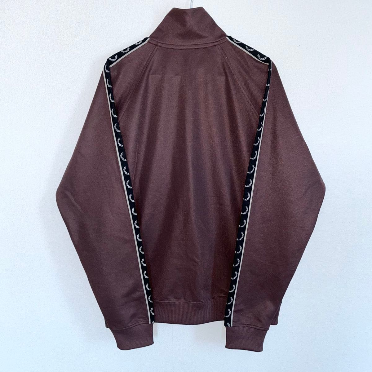 極美品】フレッドペリー FRED PERRY トラックジャケット 極美品】フレッドペリー FRED PERRY トラックジャケット