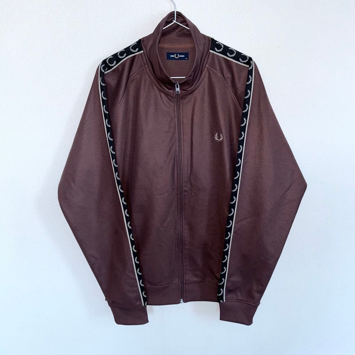 極美品】フレッドペリー FRED PERRY トラックジャケット 極美品】フレッドペリー FRED PERRY トラックジャケット
