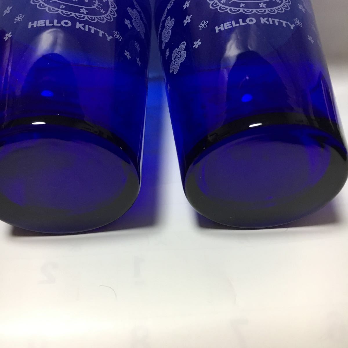 ハロー キティ 綺麗な ブルーの グラス 二個 非売品ノベルティ サンリオ_画像6