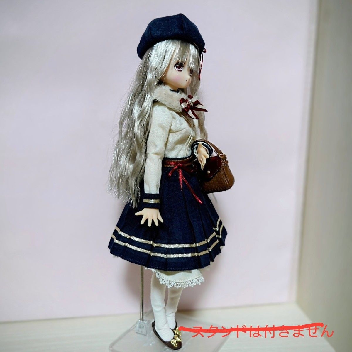 アゾン1/6 えっくす きゅーとふぁみりーFuka(ふうか) スタンドの アゾン1/6 えっくす きゅーとふぁみりーFuka(ふうか) スタンドの