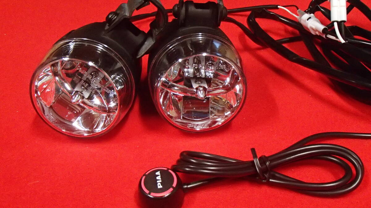 PIAA LP270 LEDフォグランプ 配光フォグ リレーハーネス未使用 PIAA LP270 LEDフォグランプ 配光フォグ リレーハーネス未使用