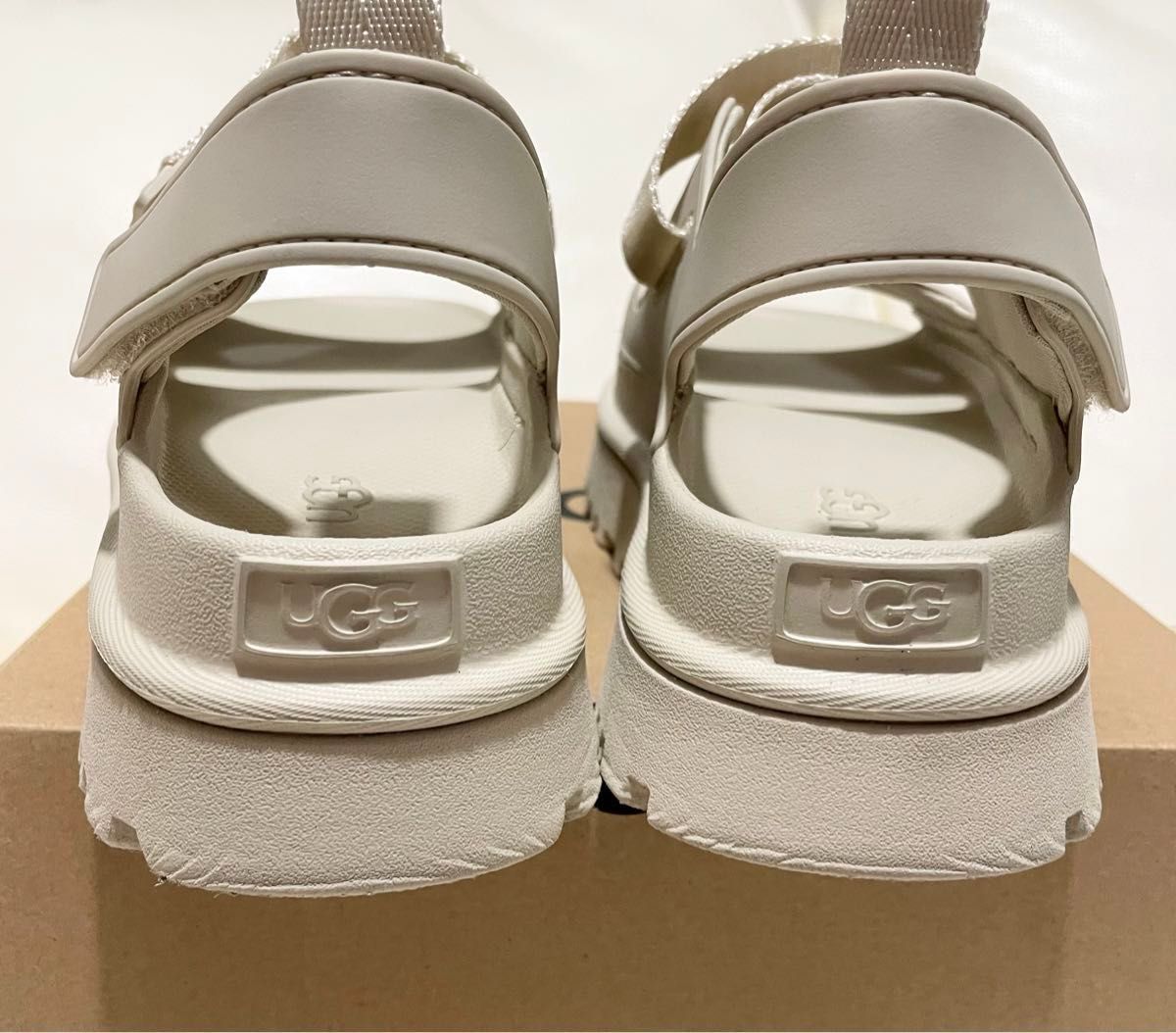 25cm 【UGG/アグ THE GOLDEN GLOW サンダル ホワイトB】ホワイト 25cm 【UGG/アグ THE GOLDEN GLOW サンダル ホワイトB】ホワイト