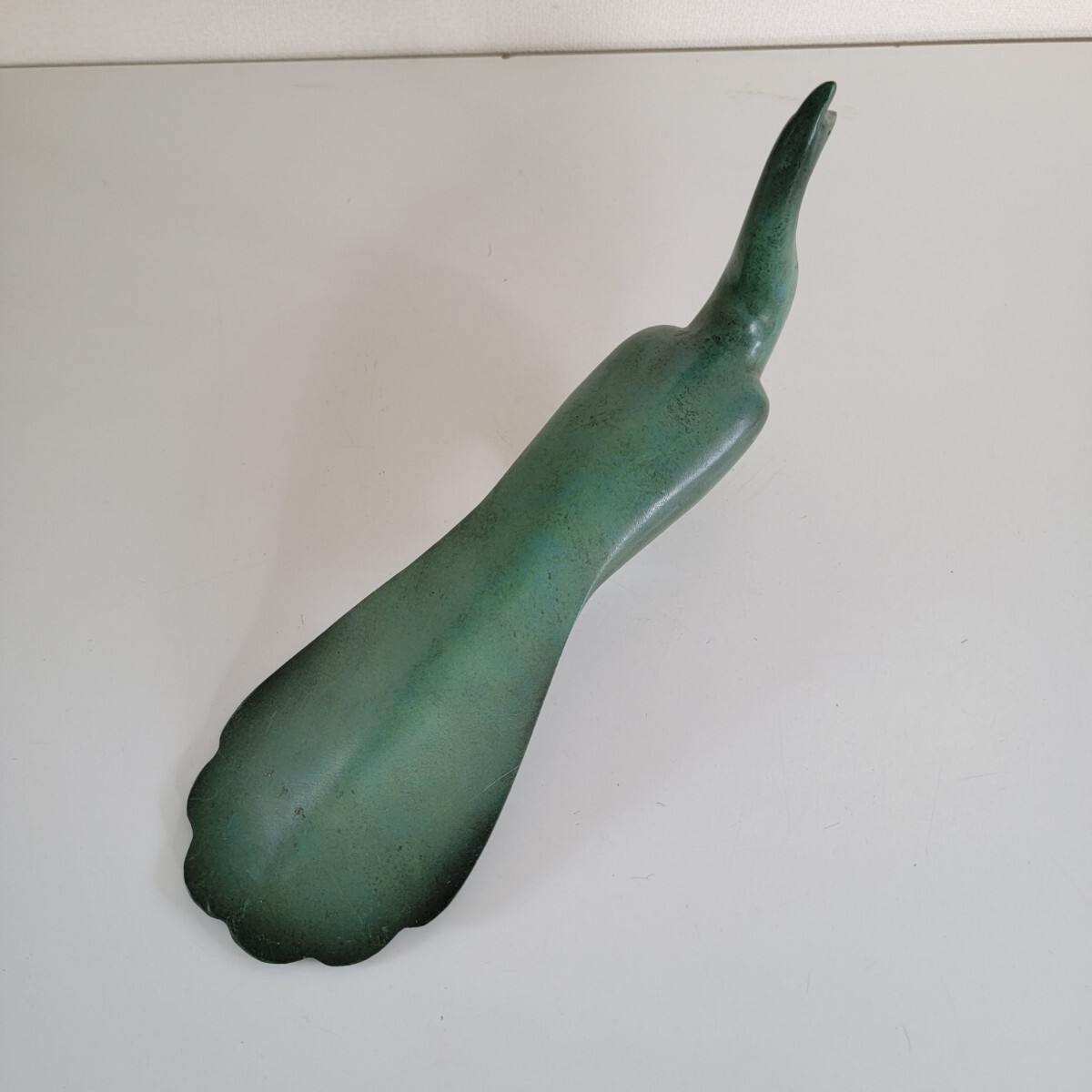 米治一 ブロンズ像 孔雀 置物 銅像置物 高さ17.7cm 骨董 銅製 米治一 ブロンズ像 孔雀 置物 銅像置物 高さ17.7cm 骨董 銅製