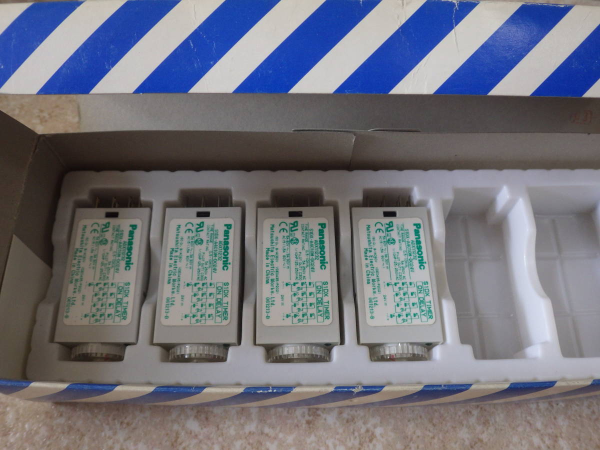 S1DX-A4C10M-DC24V.4 piece 