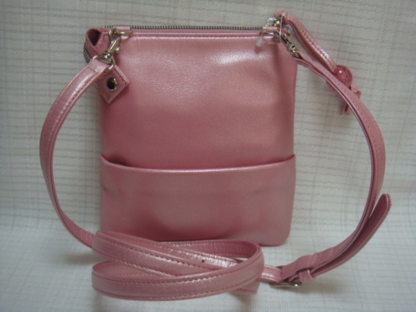 * новый товар * Charles Jourdan / симпатичный небольшая сумочка, сумка наклонный ../ телячья кожа ламе розовый 