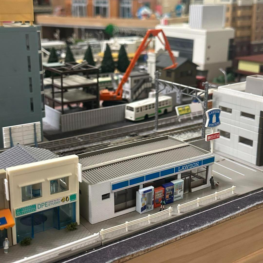 Nゲージ 1/150 自販機3台+証明写真機 鉄道模型 フィギュアに 1 Nゲージ 1/150 自販機3台+証明写真機 鉄道模型 フィギュアに 1