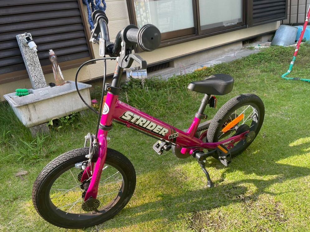 STRIDER 14X ストライダー ペダルキット付き スタンド付きキック STRIDER 14X ストライダー ペダルキット付き スタンド付きキック